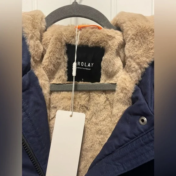 Orolay
Womens Jacket
Size Small
NWT - Picture 2 of 5